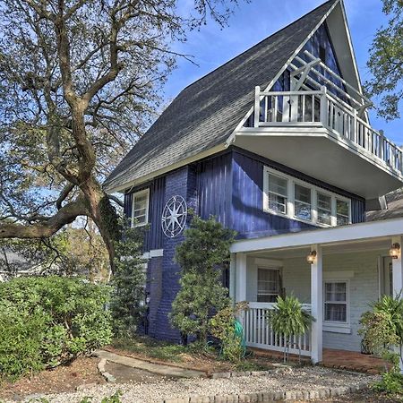 Coastal, Walkable Home In Historic Southport! Kültér fotó