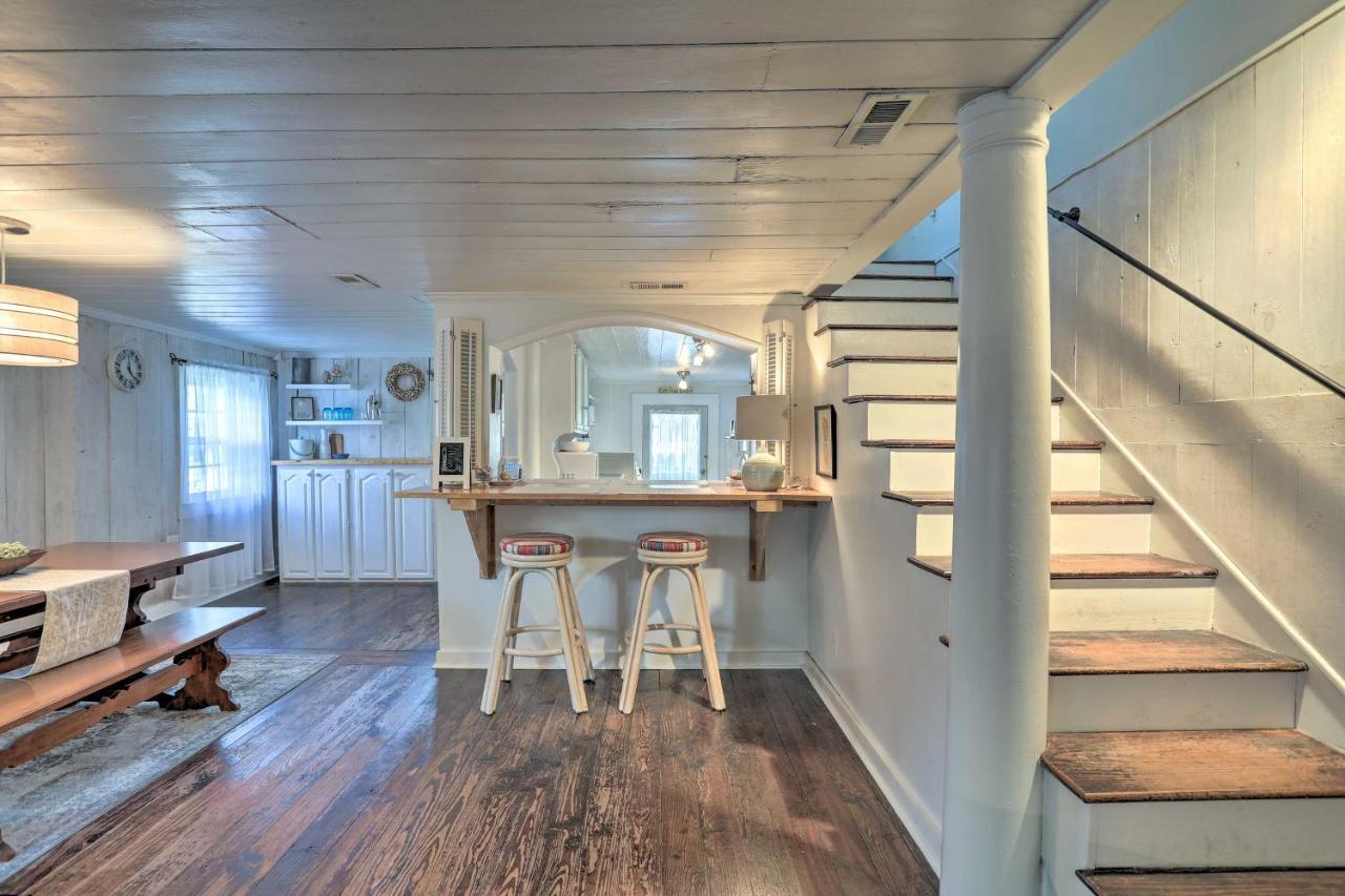 Coastal, Walkable Home In Historic Southport! Kültér fotó