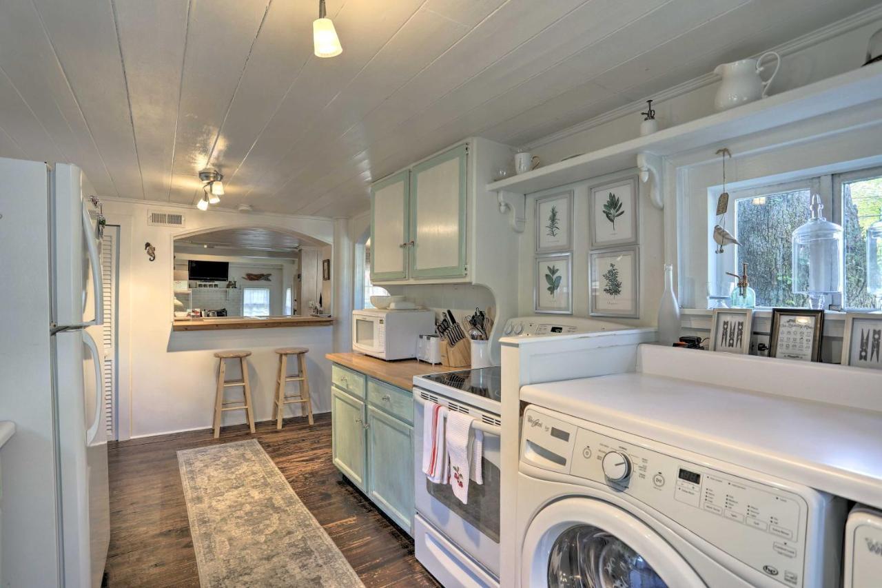 Coastal, Walkable Home In Historic Southport! Kültér fotó